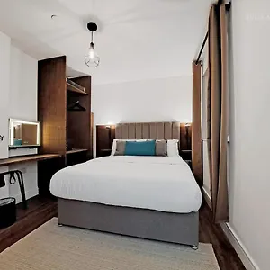  Apartment Evita
